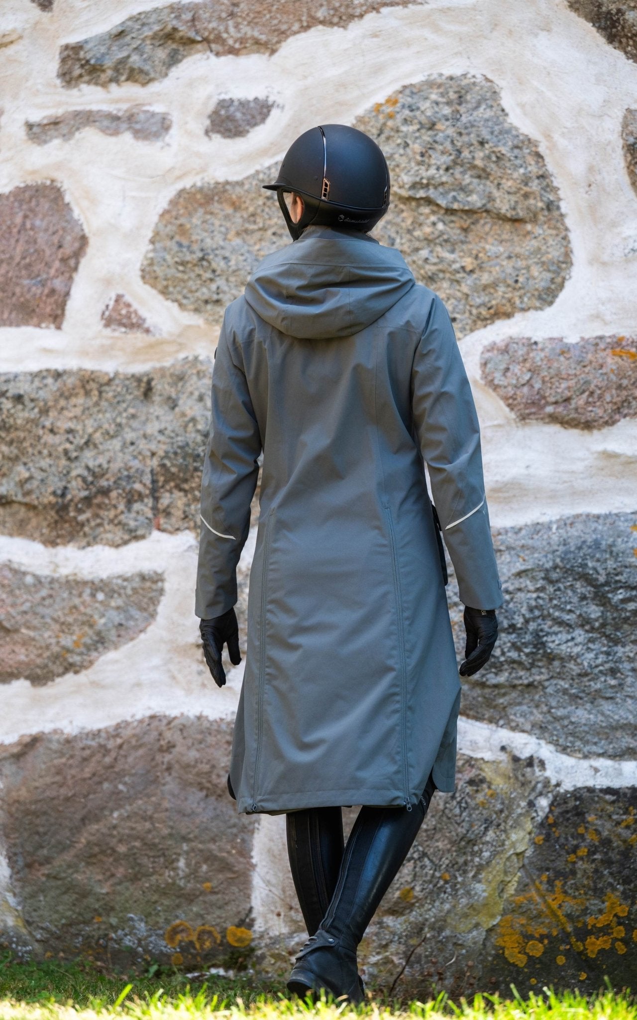 Nova Raincoat - SageStierna UK