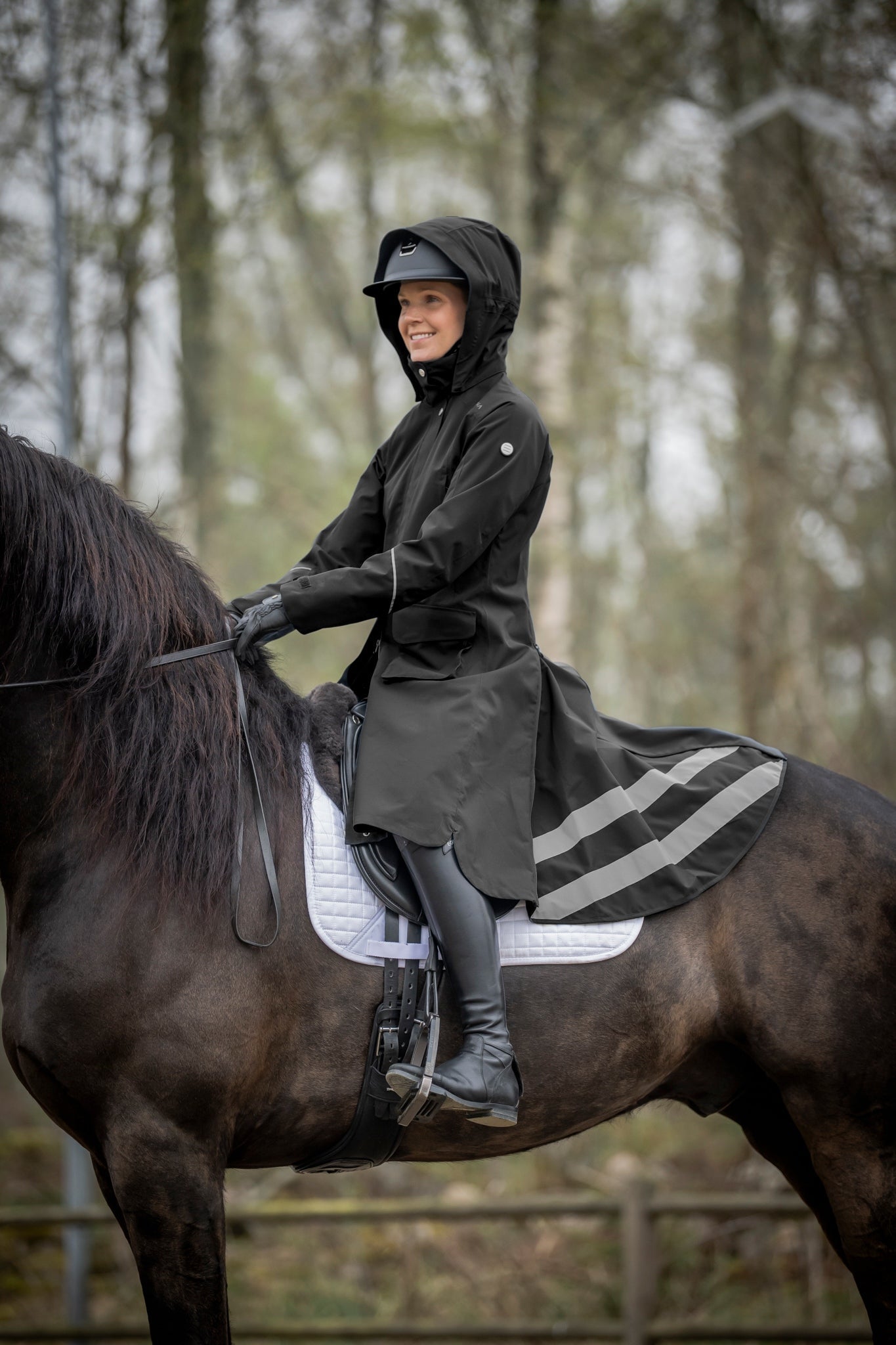 Nova Rain Coat - BlackStierna UK