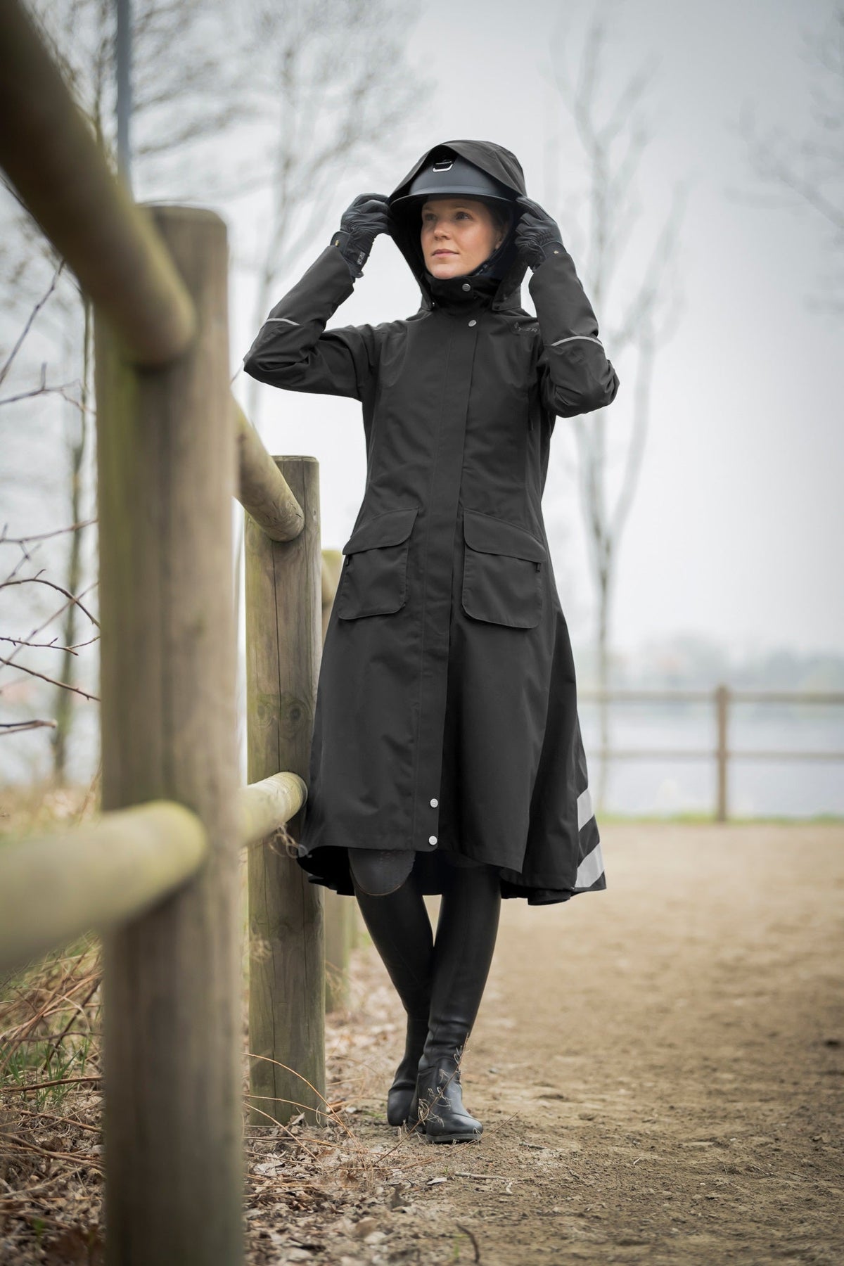 Nova Rain Coat - BlackStierna UK