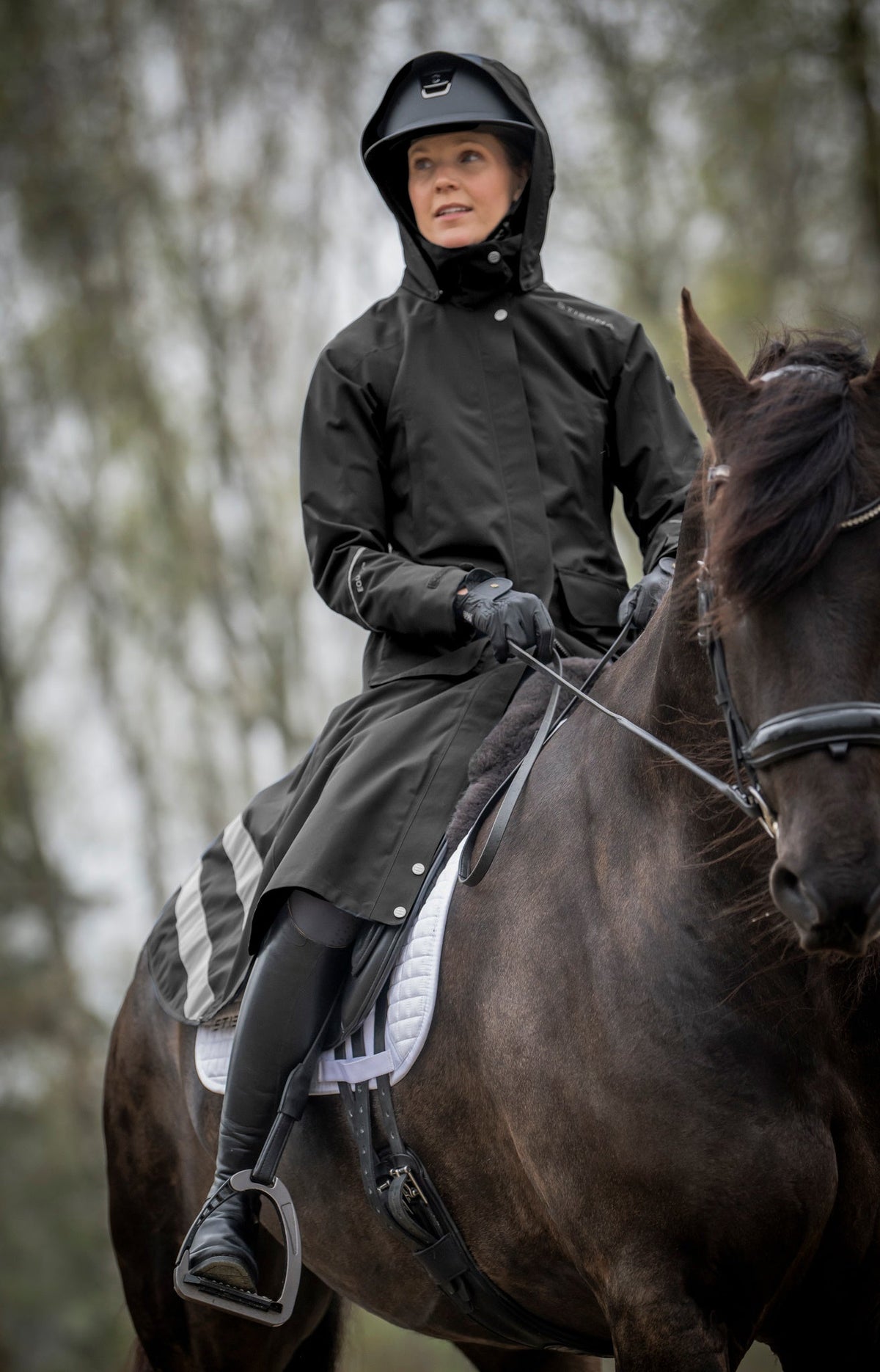 Nova Rain Coat - BlackStierna UK