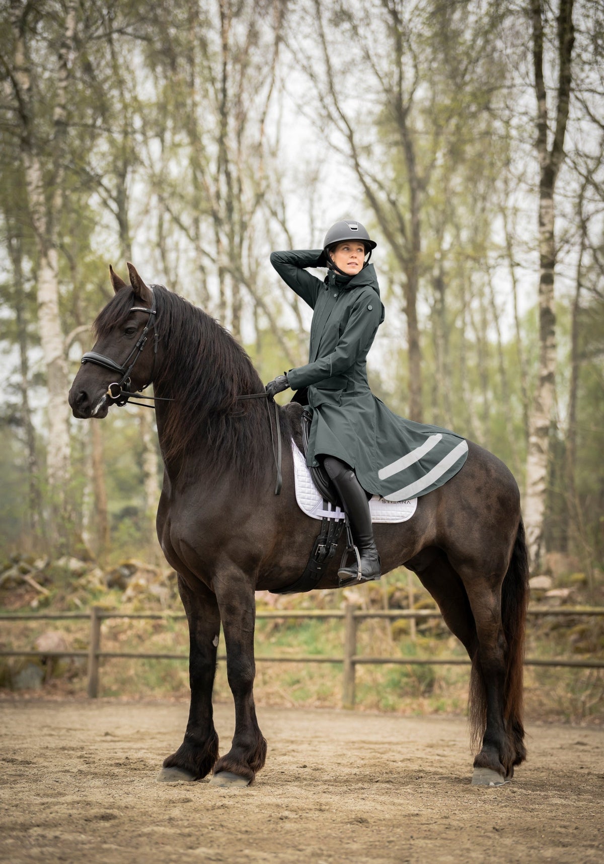 Nova Rain Coat - IvyStierna UK